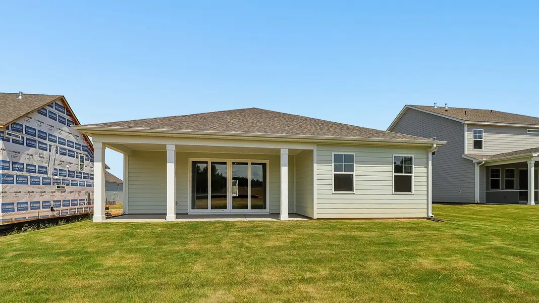 Exterior details and patio area of a home in Shell Pointe, Gilbert (Image 4).
