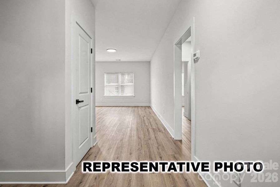 Spacious, unfurnished interior of a new home in , Dallas (Image 6).