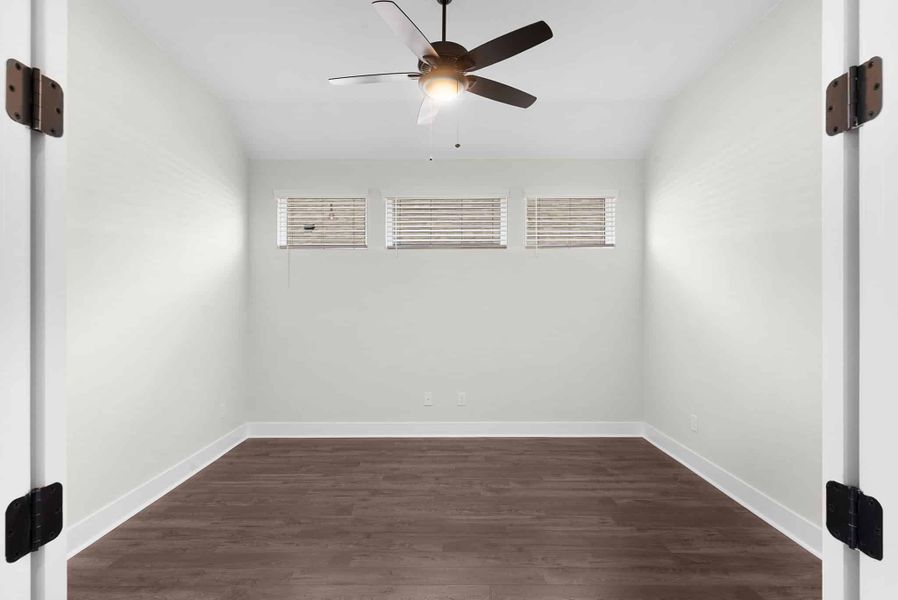 Spacious, unfurnished interior of a new home in University Heights, Round Rock (Image 22). Spacious, unfurnished interior of a new home in University Heights, Round Rock (Image 22).