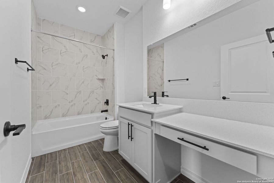 Furnished interior view inside a new home in Lily Springs, Seguin (Image 8).