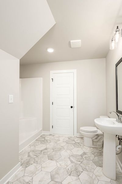 Representative unfurnished interior of a home built from the Sycamore 4 by Nason Homes in Woodland Farms, Dickson (Image 28).