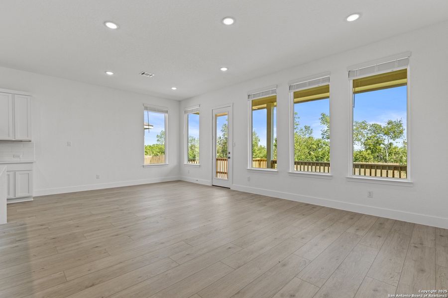 Spacious, unfurnished interior of a new home in , New Braunfels (Image 21). Spacious, unfurnished interior of a new home in , New Braunfels (Image 21).