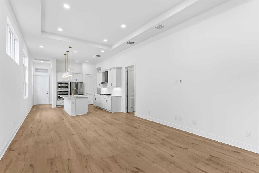 150_SE_Cortile_Ave_vacant-19