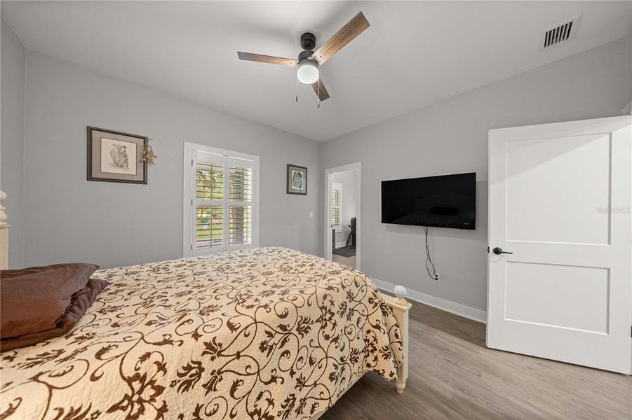 Furnished interior view inside a new home in , Dunnellon (Image 18). Furnished interior view inside a new home in , Dunnellon (Image 18).