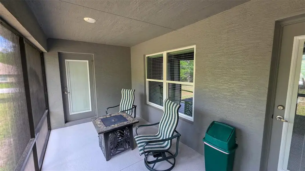 Exterior details and patio area of a home in , Homosassa (Image 31).