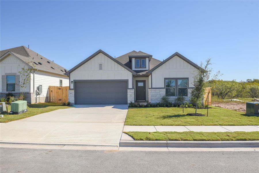 115 Ayres Horn - Young Elevation