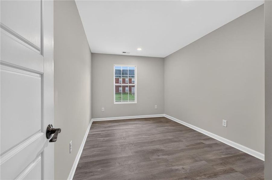Spacious, unfurnished interior of a new home in , Jonesboro (Image 19).
