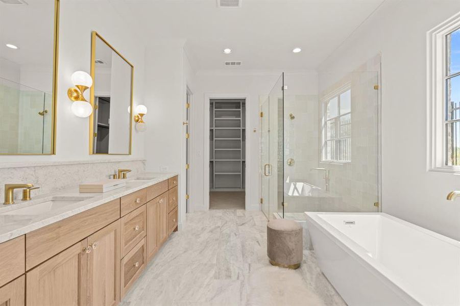 Furnished interior view inside a new home in , Fort Worth (Image 24).