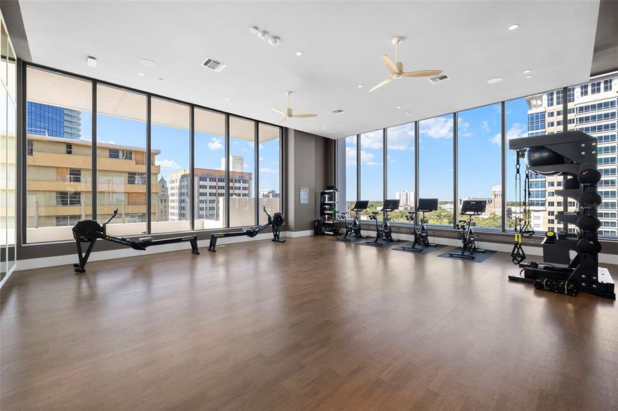 Community amenities in , St. Petersburg (Image 37). Community amenities in , St. Petersburg (Image 37).