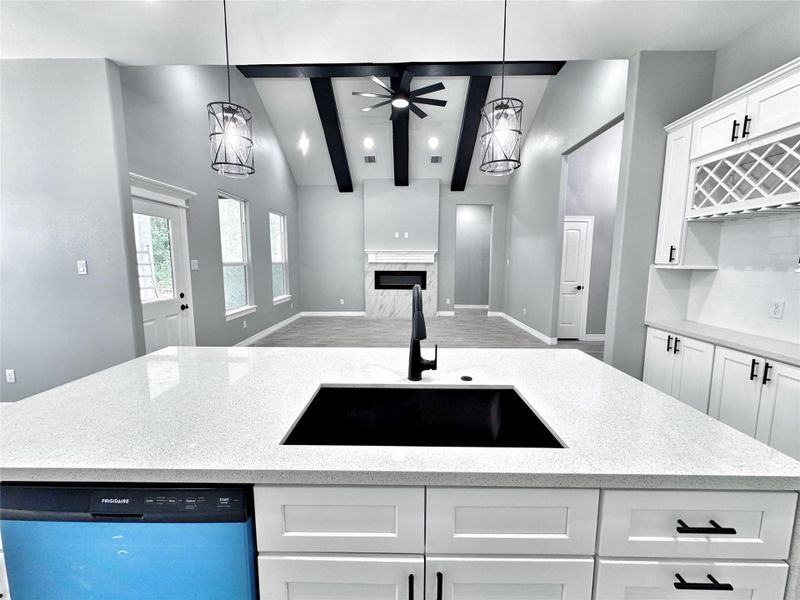 All images are for illustrative purposes only. Home is to be built and is currently under construction.