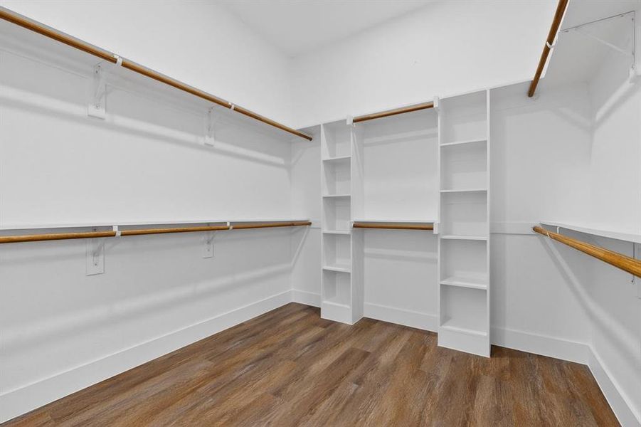 Spacious, unfurnished interior of a new home in , Athens (Image 11).