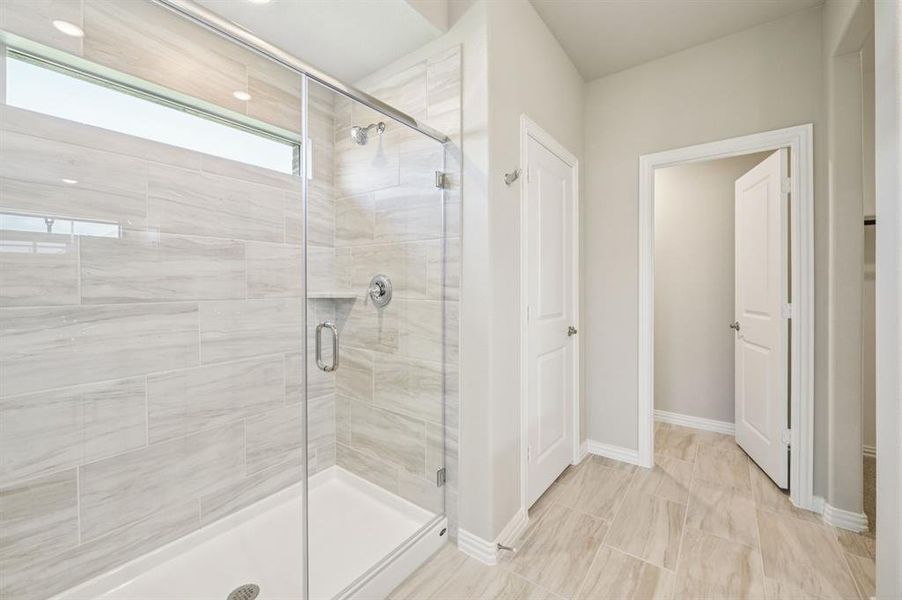 Photo is not of the actual home, but is an inspirational photo of builder’s model home and may depict options, furnishings, and/or decorator features that are not included. Photo is not of the actual home, but is an inspirational photo of builder’s model home and may depict options, furnishings, and/or decorator features that are not included.