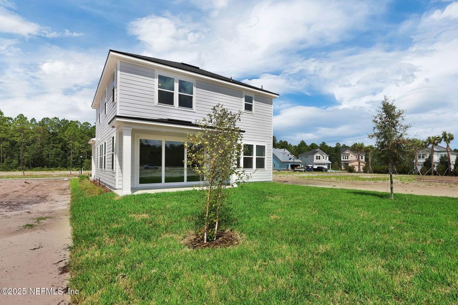 Exterior details and patio area of a home in Seabrook Village at Nocatee, Ponte Vedra (Image 24).