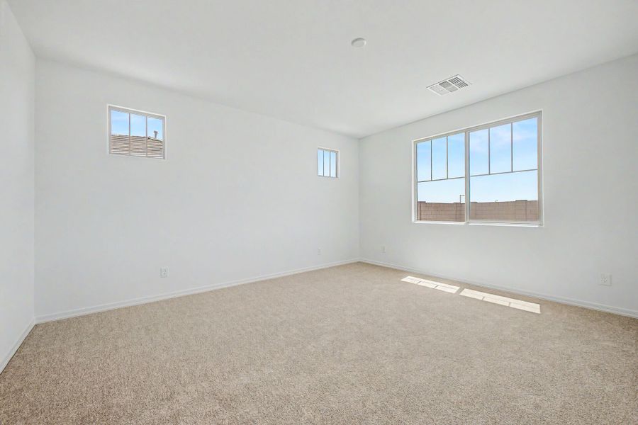 Spacious, unfurnished interior of a new home in Las Ventanas, Goodyear (Image 15). Spacious, unfurnished interior of a new home in Las Ventanas, Goodyear (Image 15).