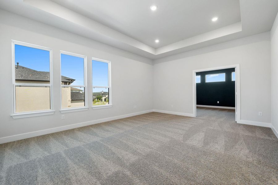 Spacious, unfurnished interior of a new home in Rough Hollow - Las Brisas, Austin (Image 24). Spacious, unfurnished interior of a new home in Rough Hollow - Las Brisas, Austin (Image 24).