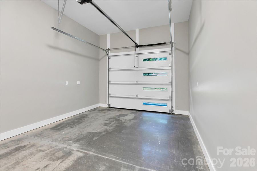 Spacious, unfurnished interior of a new home in , Brevard (Image 43).