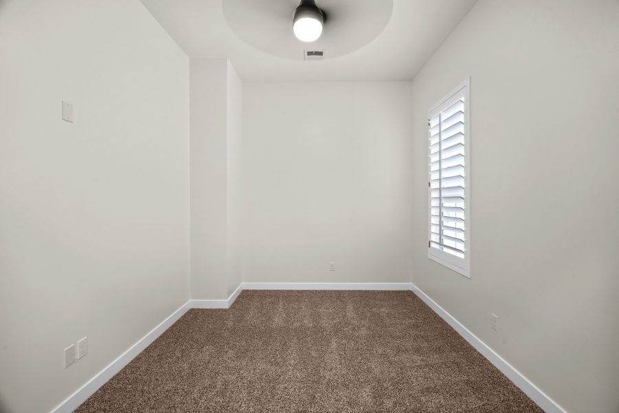 Representative unfurnished interior of a home built from the Scottsdale by LEH. Homes in Garden Park Unit 4, El Paso (Image 79). Representative unfurnished interior of a home built from the Scottsdale by LEH. Homes in Garden Park Unit 4, El Paso (Image 79).