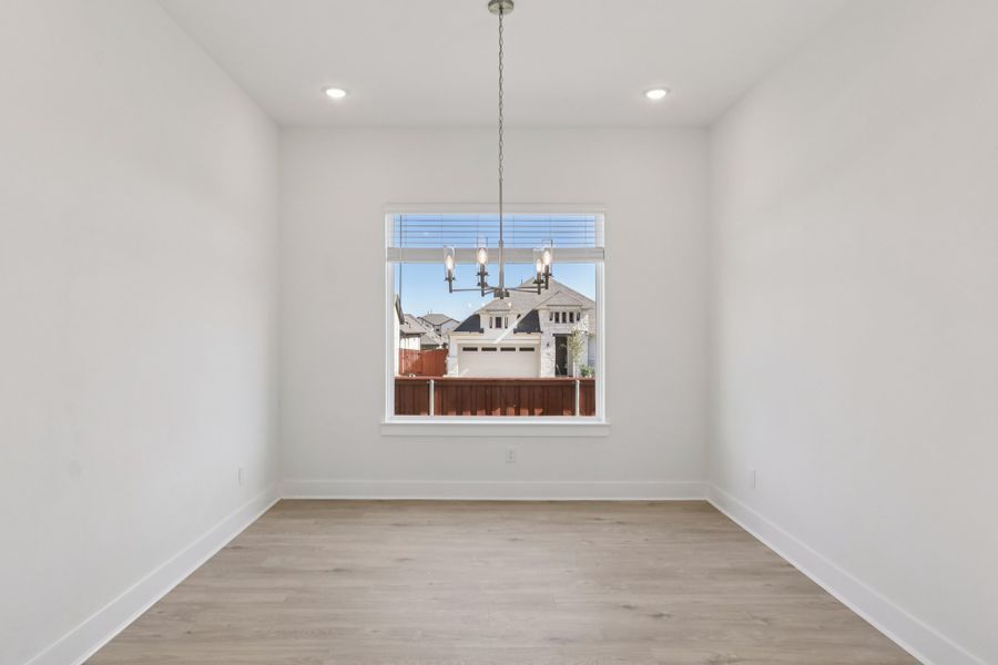 Spacious, unfurnished interior of a new home in Sauls Ranch, Round Rock (Image 24). Spacious, unfurnished interior of a new home in Sauls Ranch, Round Rock (Image 24).