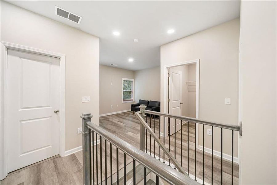 Image 33 of a home in .