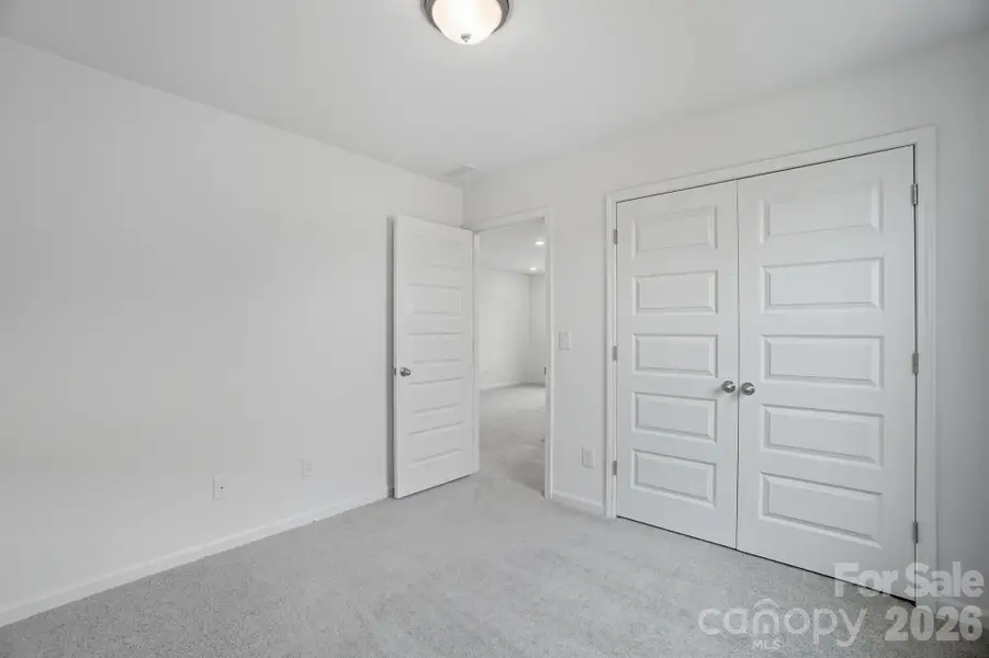 Spacious, unfurnished interior of a new home in Bellina, York (Image 28).
