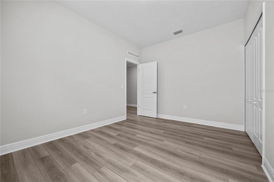 Spacious, unfurnished interior of a new home in , Newberry (Image 32).