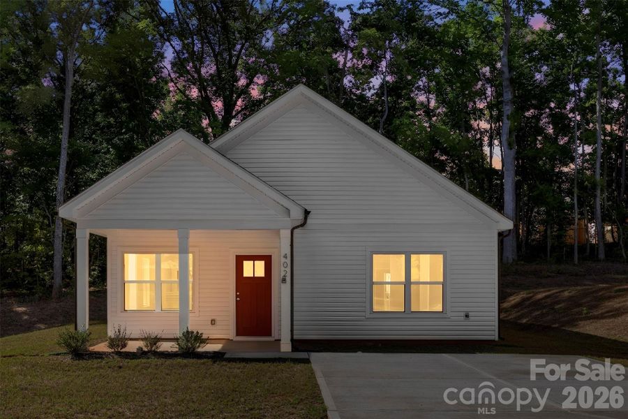 Front exterior of a new home in , Kings Mountain, NC, highlighting curb appeal (Image 17).