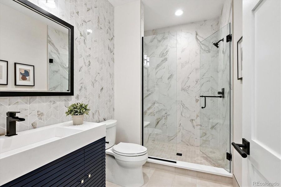 Main Floor Powder with Shower