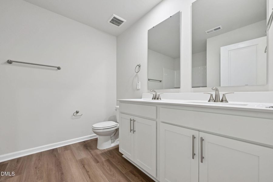 30 - Secondary Bath 30 - Secondary Bath