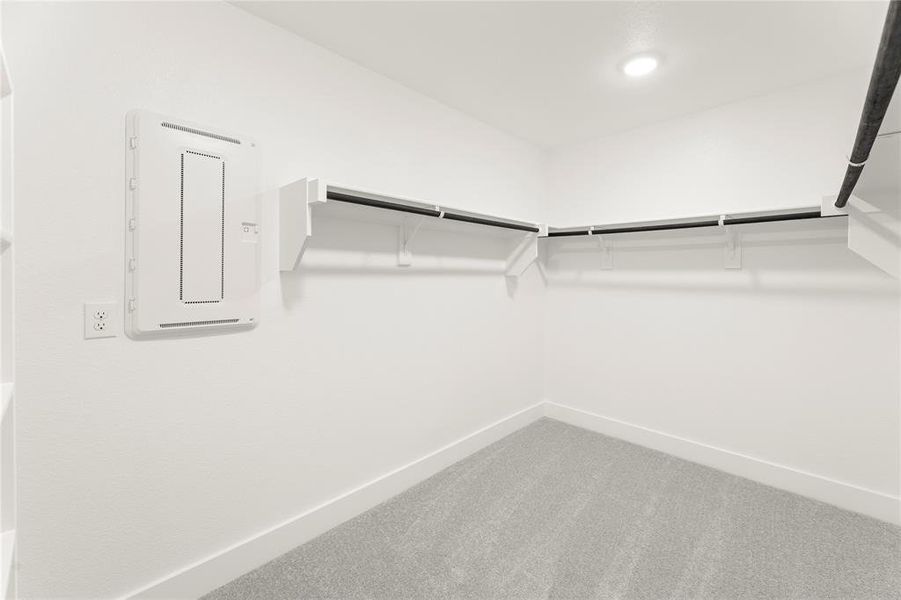 17. 3116 Lenten - Closet 17. 3116 Lenten - Closet