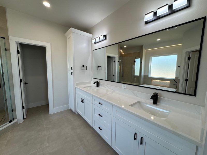 Furnished interior view inside a new home in , Houston (Image 14).