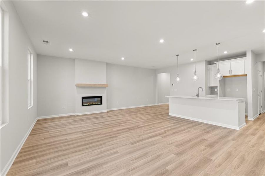 Spacious, unfurnished interior of a new home in Lake Shore, Winder (Image 21).