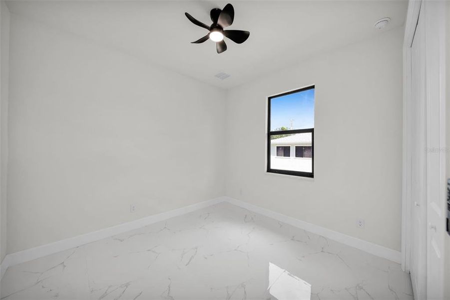Spacious, unfurnished interior of a new home in , Englewood (Image 12).
