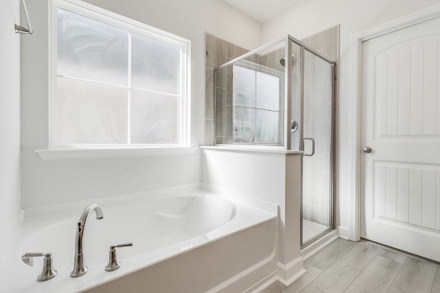 Furnished interior view inside a new home in Hendrix Farms, Lexington (Image 12).
