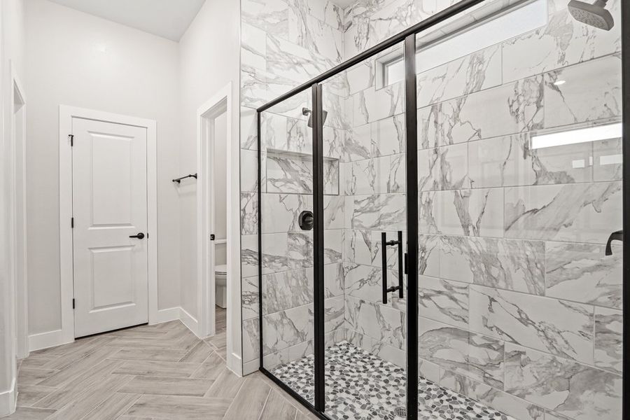 Representative furnished interior of a home built from the Sonoma by LEH. Homes in Tierra Del Este 90, El Paso (Image 18). Representative furnished interior of a home built from the Sonoma by LEH. Homes in Tierra Del Este 90, El Paso (Image 18).