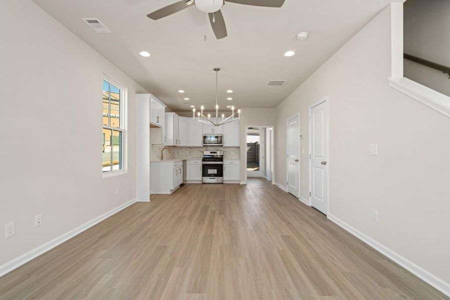 Spacious, unfurnished interior of a new home in Harmony, Auburn (Image 25).