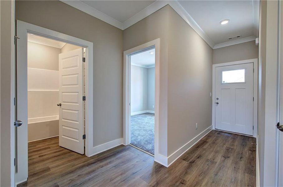 Spacious, unfurnished interior of a new home in , Cartersville (Image 19).