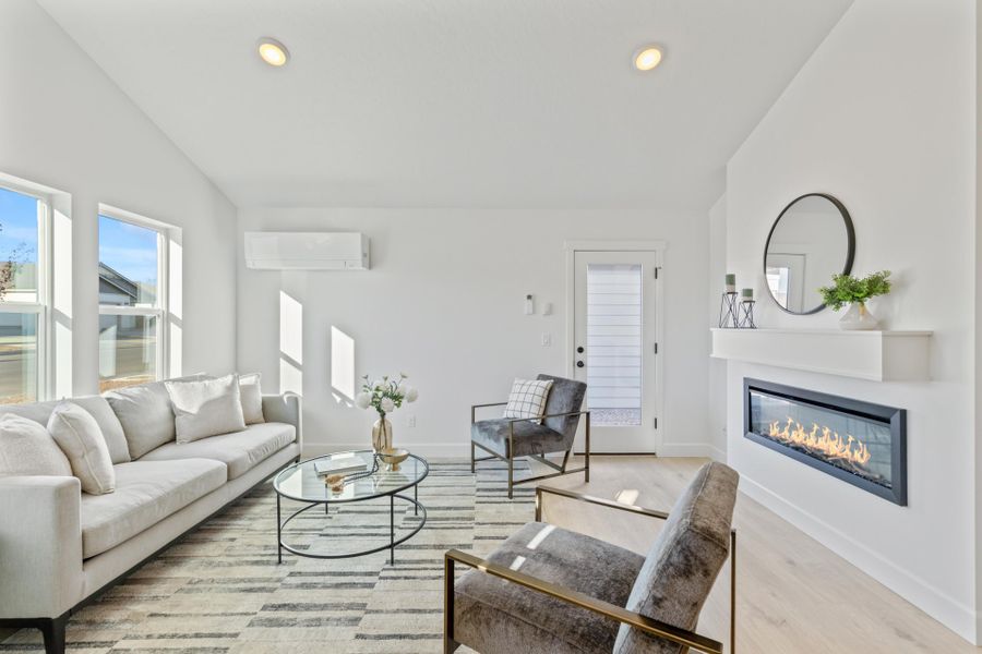 Representative furnished interior of a home built from the Newport by MonteVista Homes in Feather Ridge, Redmond (Image 5). Representative furnished interior of a home built from the Newport by MonteVista Homes in Feather Ridge, Redmond (Image 5).