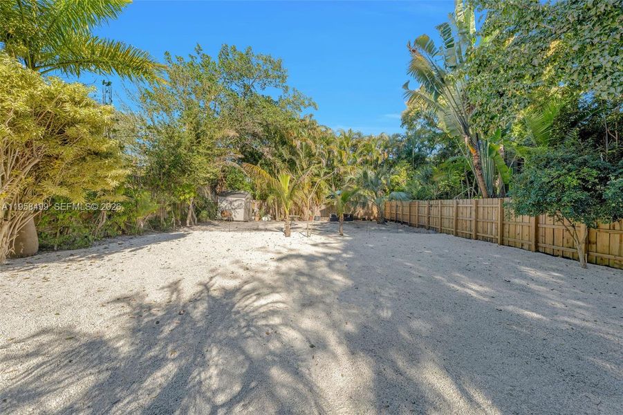 Natural landscape and outdoor views near in Miami (Image 18). Natural landscape and outdoor views near in Miami (Image 18).