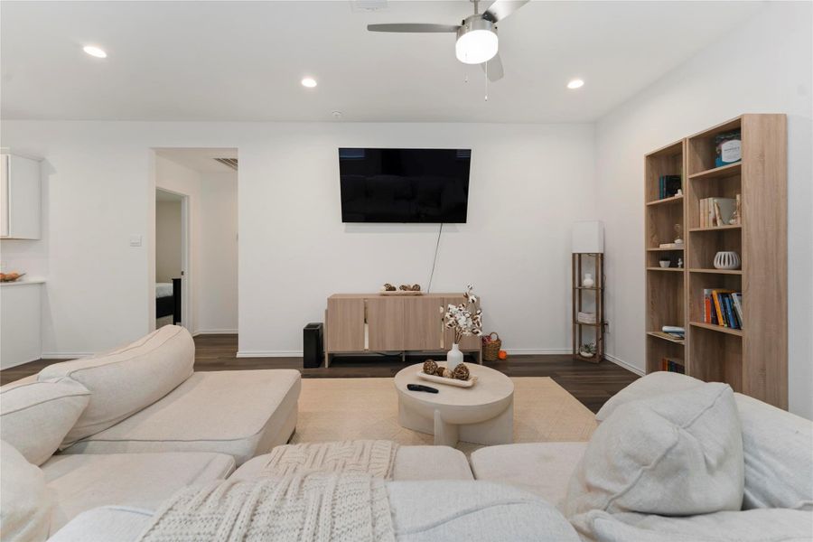 Furnished interior view inside a new home in Sunterra, Katy (Image 12). Furnished interior view inside a new home in Sunterra, Katy (Image 12).