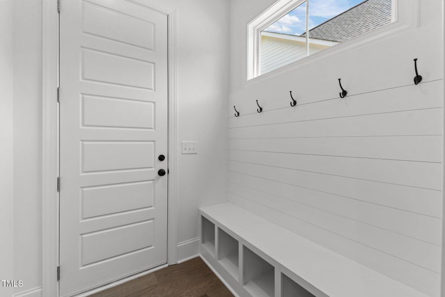 35-web-or-mls-DSC_8940 35-web-or-mls-DSC_8940