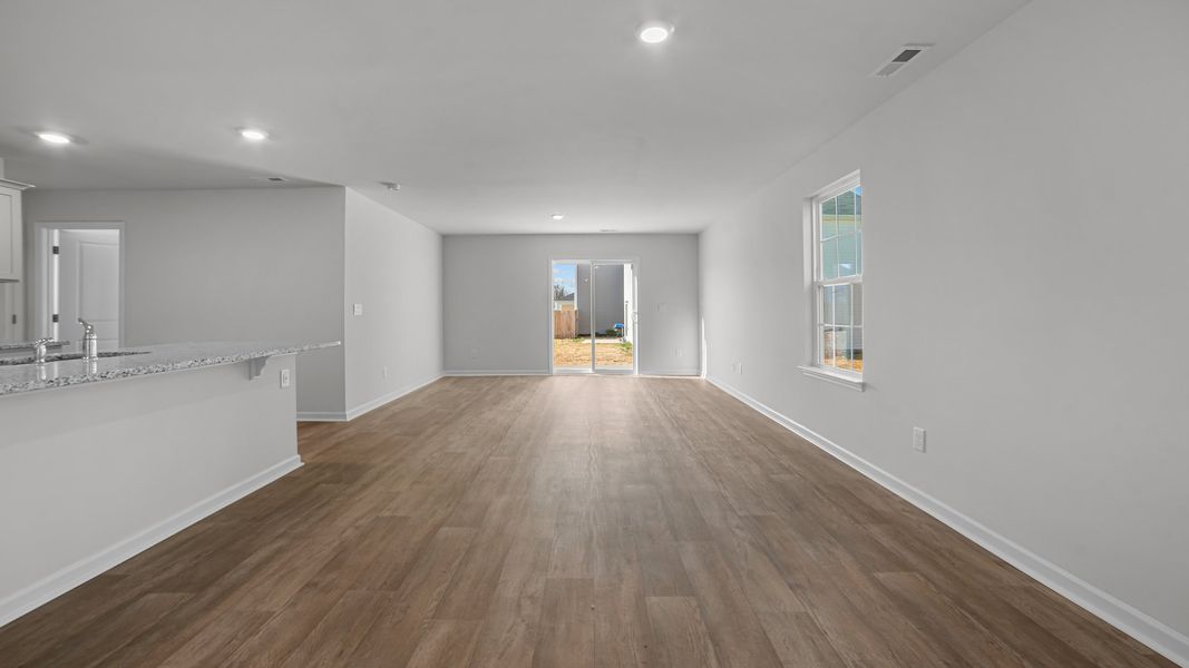 Spacious, unfurnished interior of a new home in Chandler Pointe, Rural Hall (Image 10).