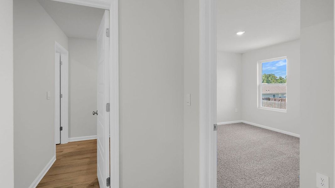 Spacious, unfurnished interior of a new home in Wesley Park, Crawfordville (Image 51).