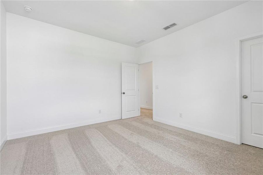 Spacious, unfurnished interior of a new home in Bennett Farm, Loganville (Image 39). Spacious, unfurnished interior of a new home in Bennett Farm, Loganville (Image 39).