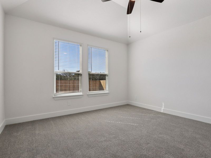 Spacious, unfurnished interior of a new home in Arcadia Ridge - Classic Series, San Antonio (Image 32).