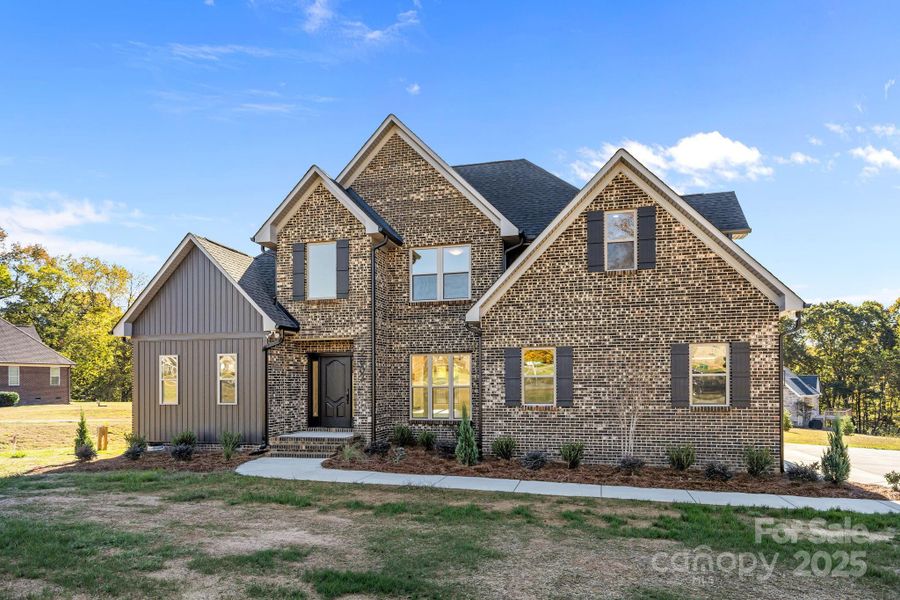 Image 41 of a home in .