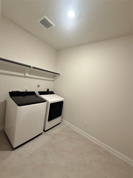 Image 49 of a home in Wall Street Village.