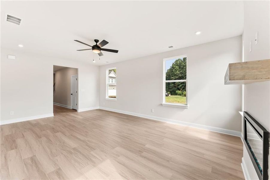 Spacious, unfurnished interior of a new home in The Village at Shallowford, Kennesaw (Image 22).
