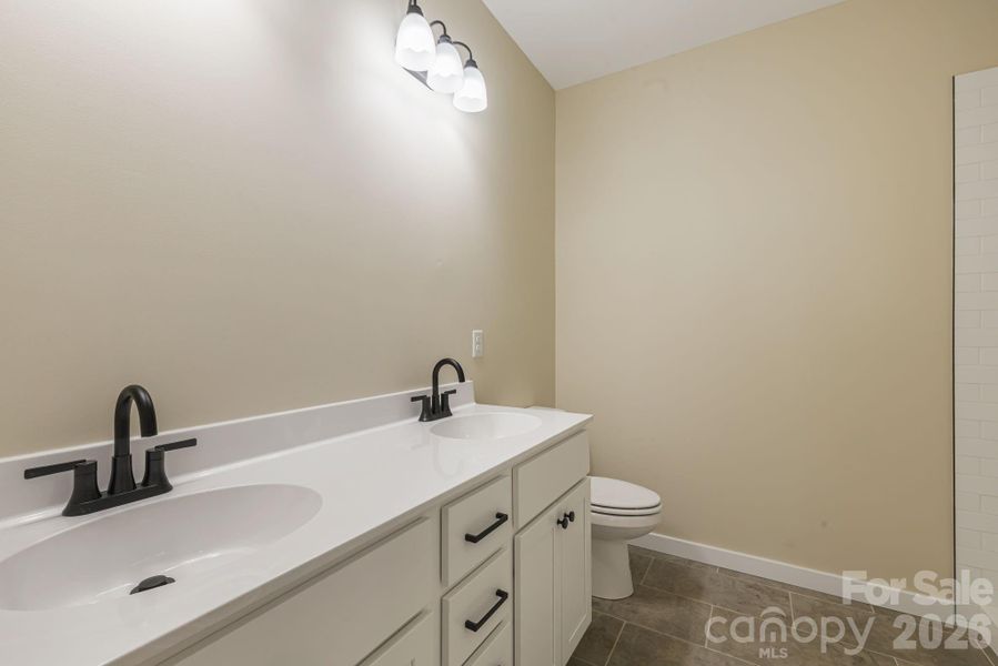 Primary bath - dual vanity