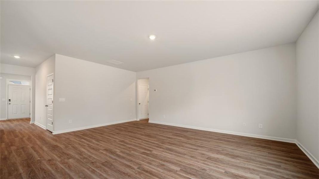 Spacious, unfurnished interior of a new home in Bridle Creek, Locust Grove (Image 23). Spacious, unfurnished interior of a new home in Bridle Creek, Locust Grove (Image 23).
