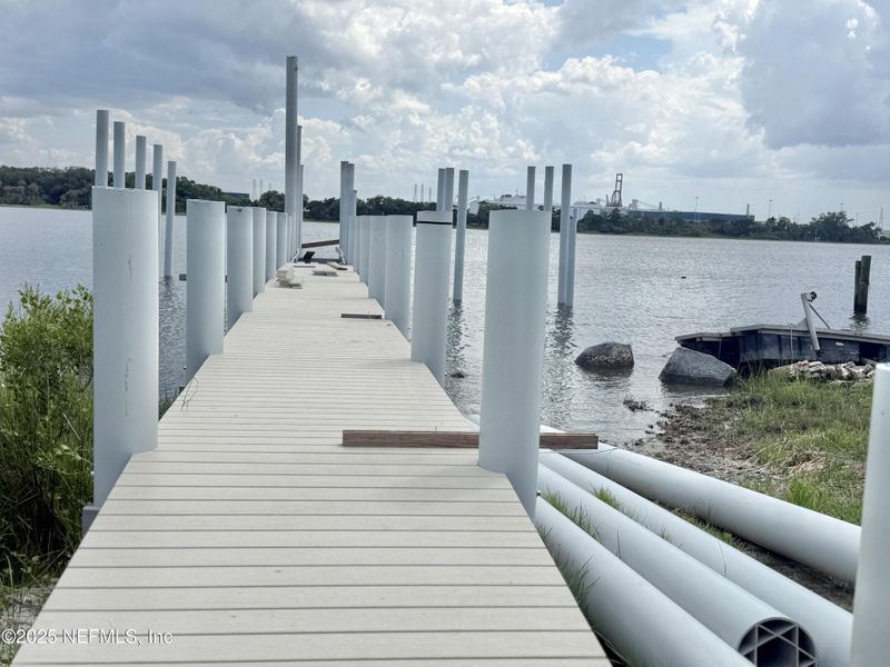 Image 5 of a home in .